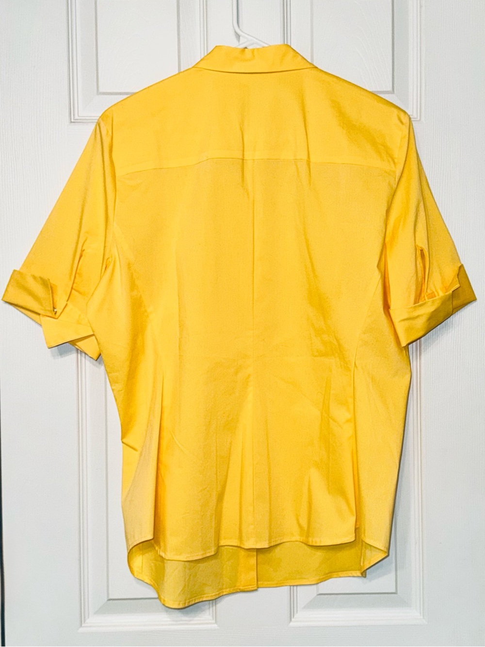 New York & Company Women's Large Yellow Business Casual Button Front Blouse NWT - Picture 2 of 7